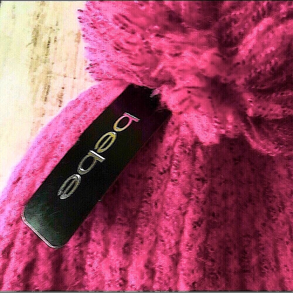 🆕🔥BEBE SLOUCH BEANIE W/POMPOM SUPER CHIC&STYLISH PRETTY/PINK&BEBE EMBLEM NWT!! - Picture 7 of 9